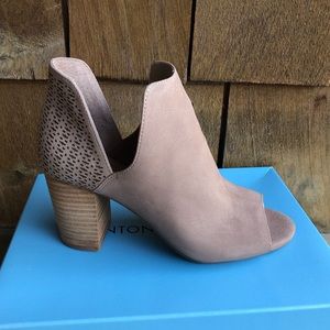 NWT ANTONIO MELANI CHRISI